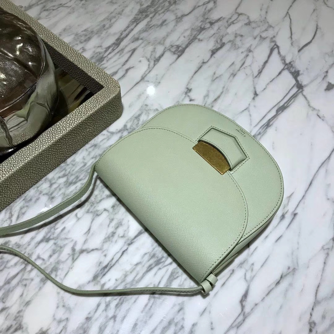 Celine 思琳 五角包 23cm 原厂进口牛皮 奶油绿 皮肩带