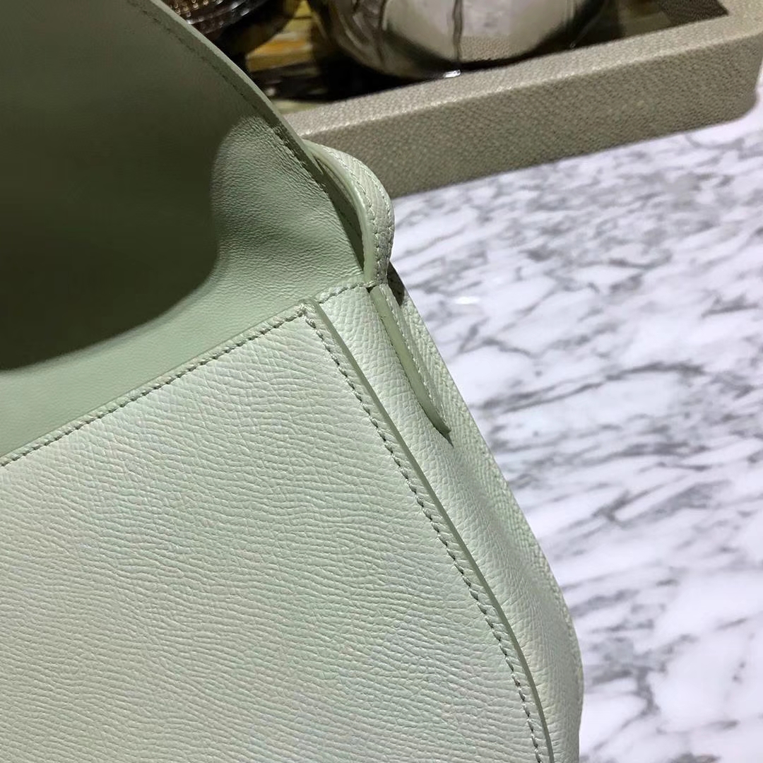 Celine 思琳 五角包 23cm 原厂进口牛皮 奶油绿 皮肩带