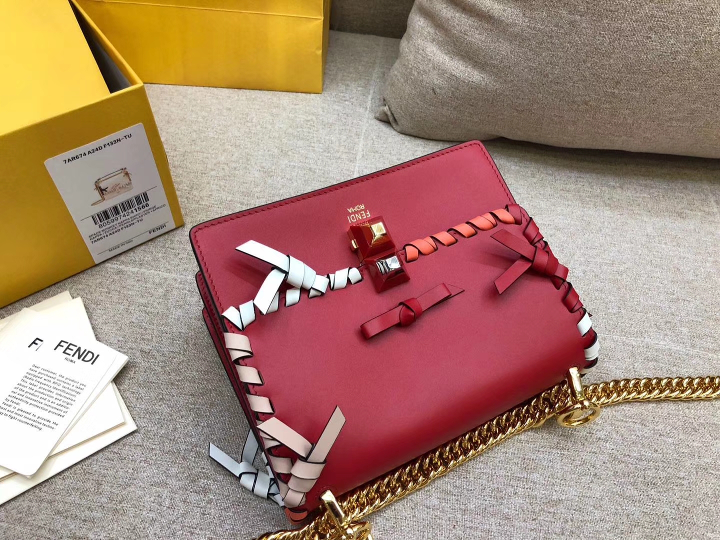 KANI PICCOLA翻盖迷你手袋 小牛皮 19cm 小蝴蝶结装饰 金扣链条包