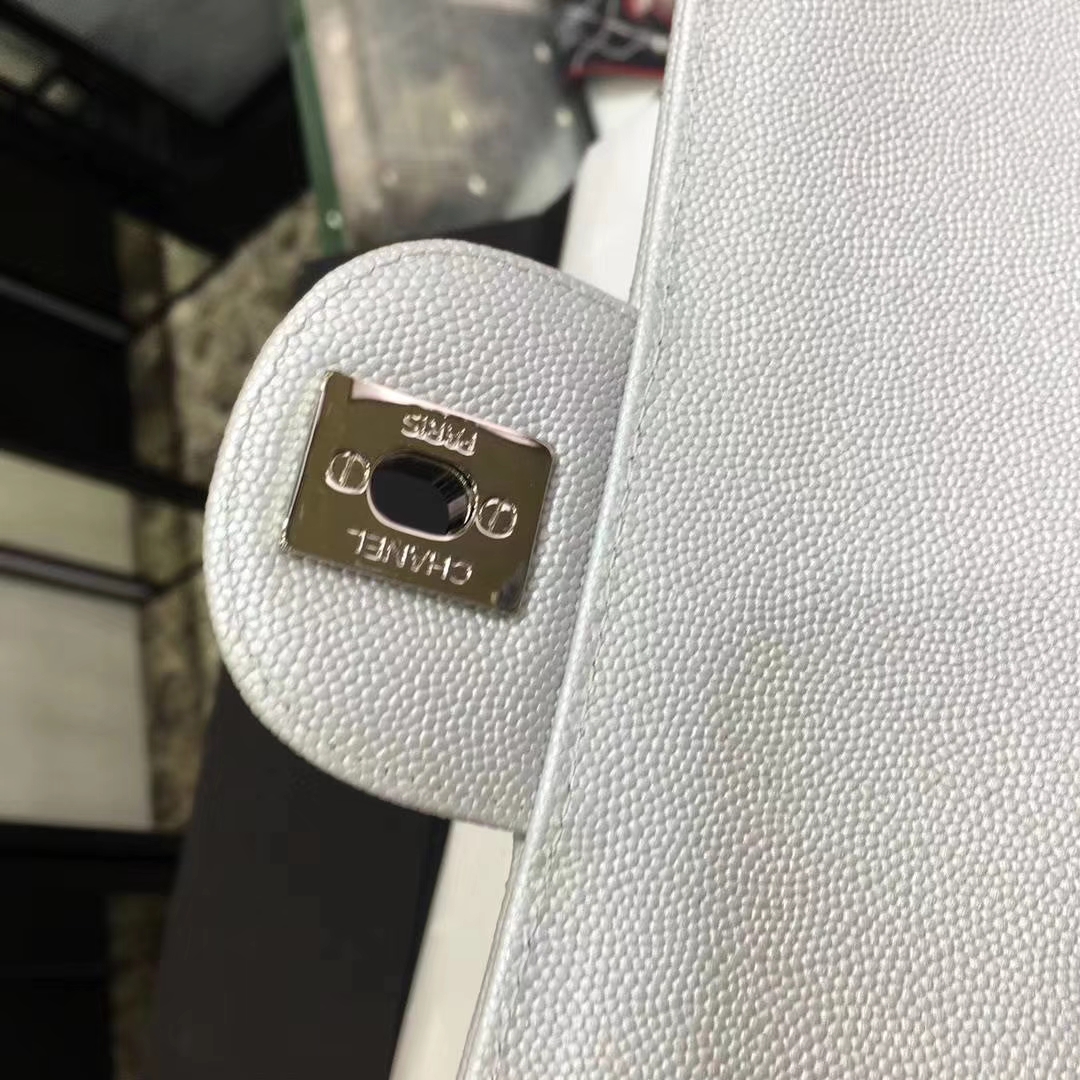 Chanel 香奈儿 Cf经典系列  25cm 原厂皮小鱼子酱 银色 银扣