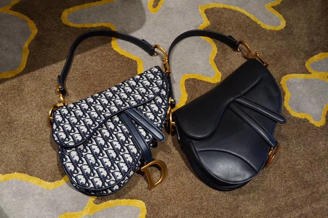 Dior 马鞍包 完美出品 市场最高版本 黑色