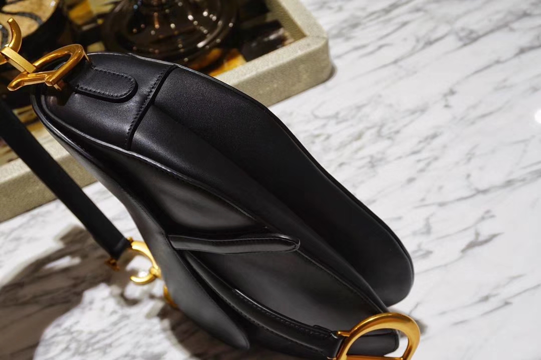 Dior 马鞍包 完美出品 市场最高版本 黑色