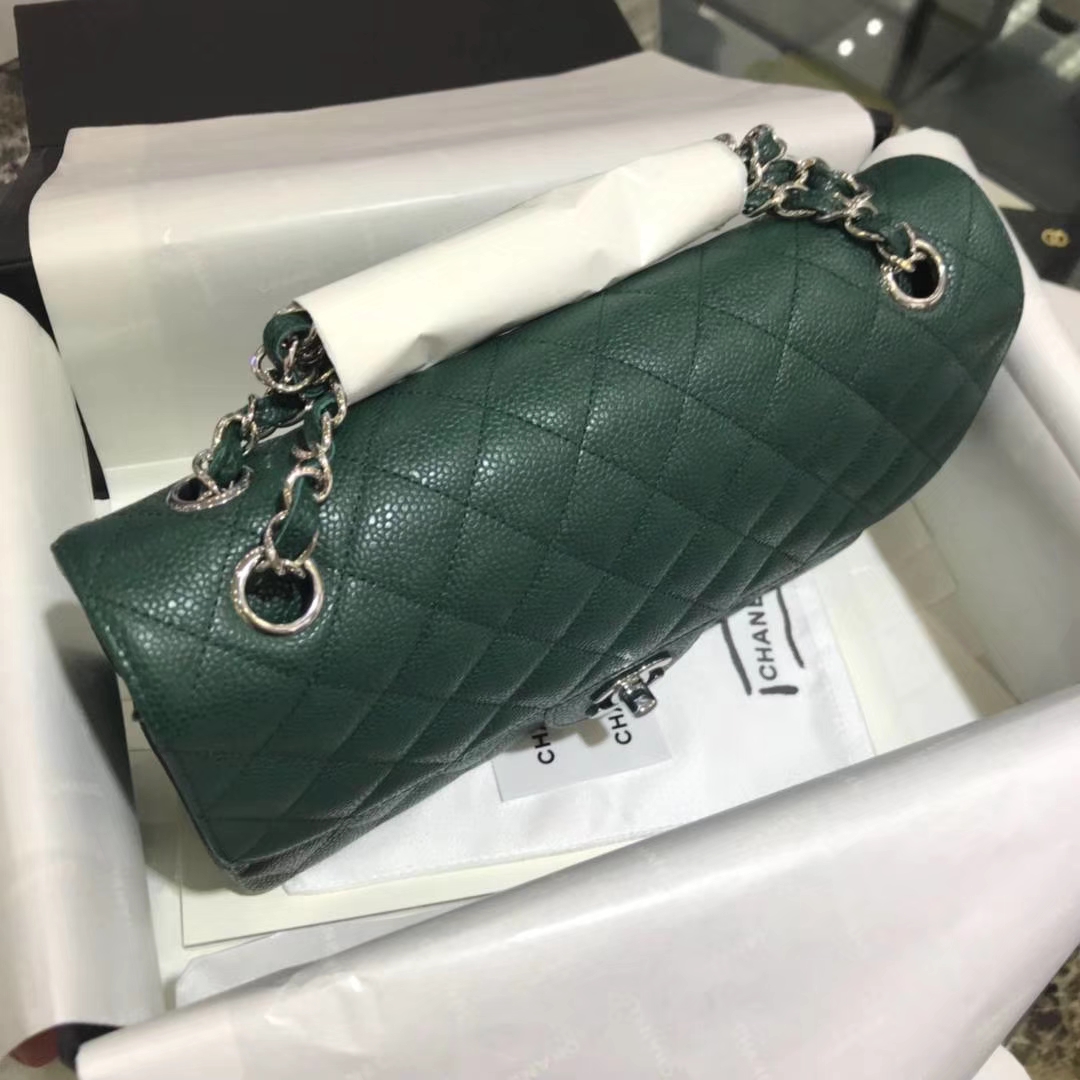 Chanel 香奈儿 Chanel Classic Flap 25cm 鱼子酱 翡翠绿 银扣