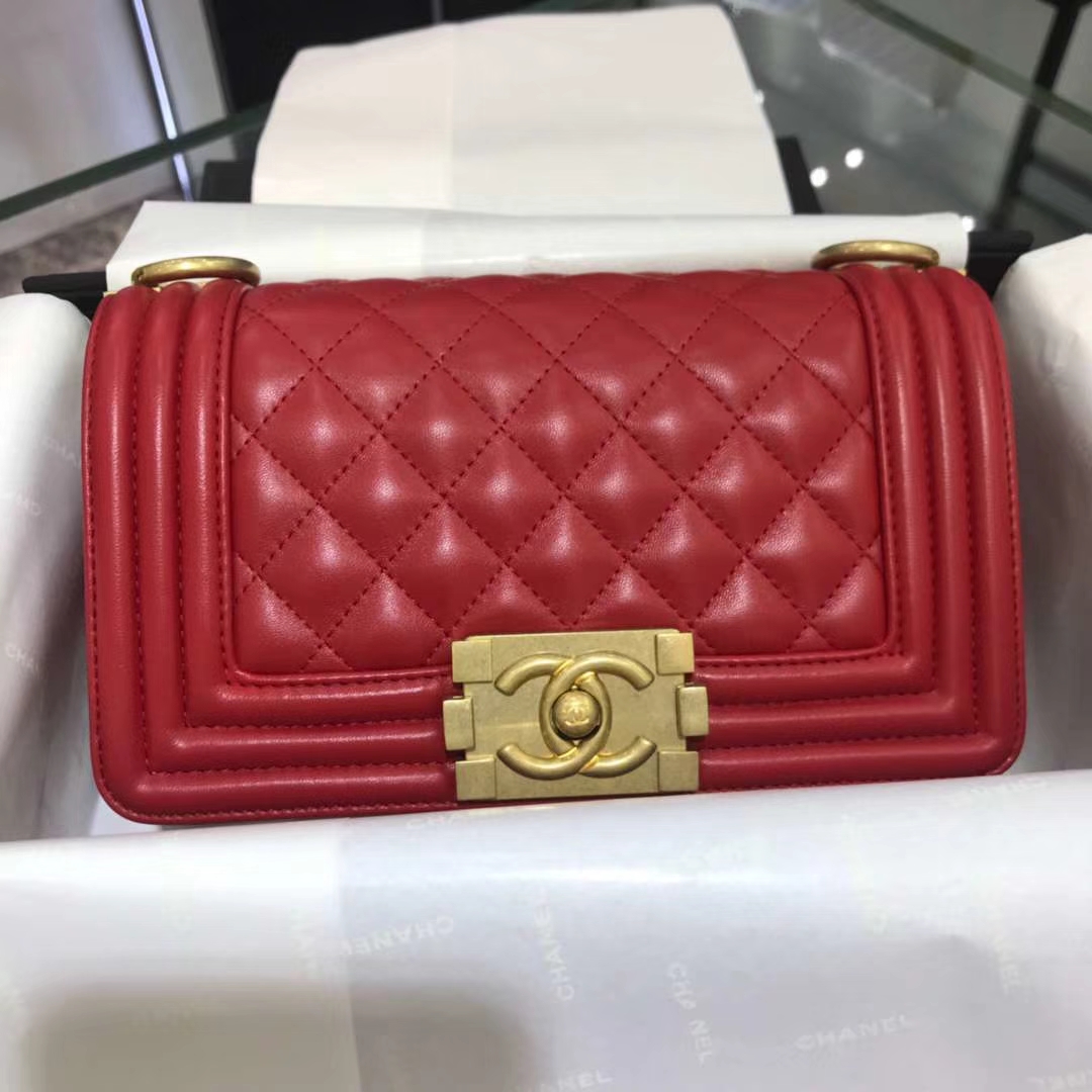 Chanel 香奈儿 Leboy 20cm 原厂皮小羊皮 大红色 怀旧磨砂金