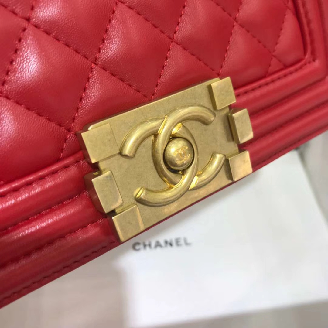 Chanel 香奈儿 Leboy 20cm 原厂皮小羊皮 大红色 怀旧磨砂金
