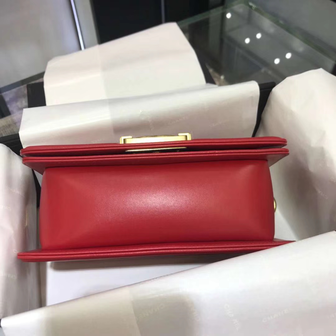 Chanel 香奈儿 Leboy 20cm 原厂皮小羊皮 大红色 怀旧磨砂金