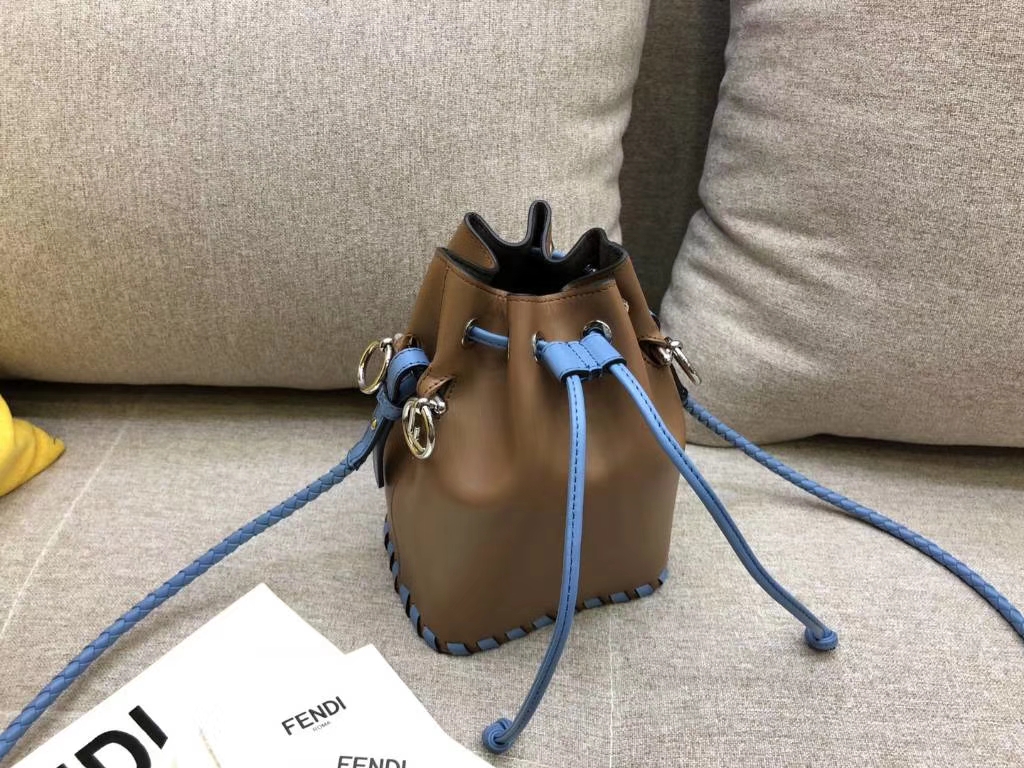 Fendi 芬迪 mon tresor最新拼色 蝴蝶結短 strap you 棕色 12x18x10cm