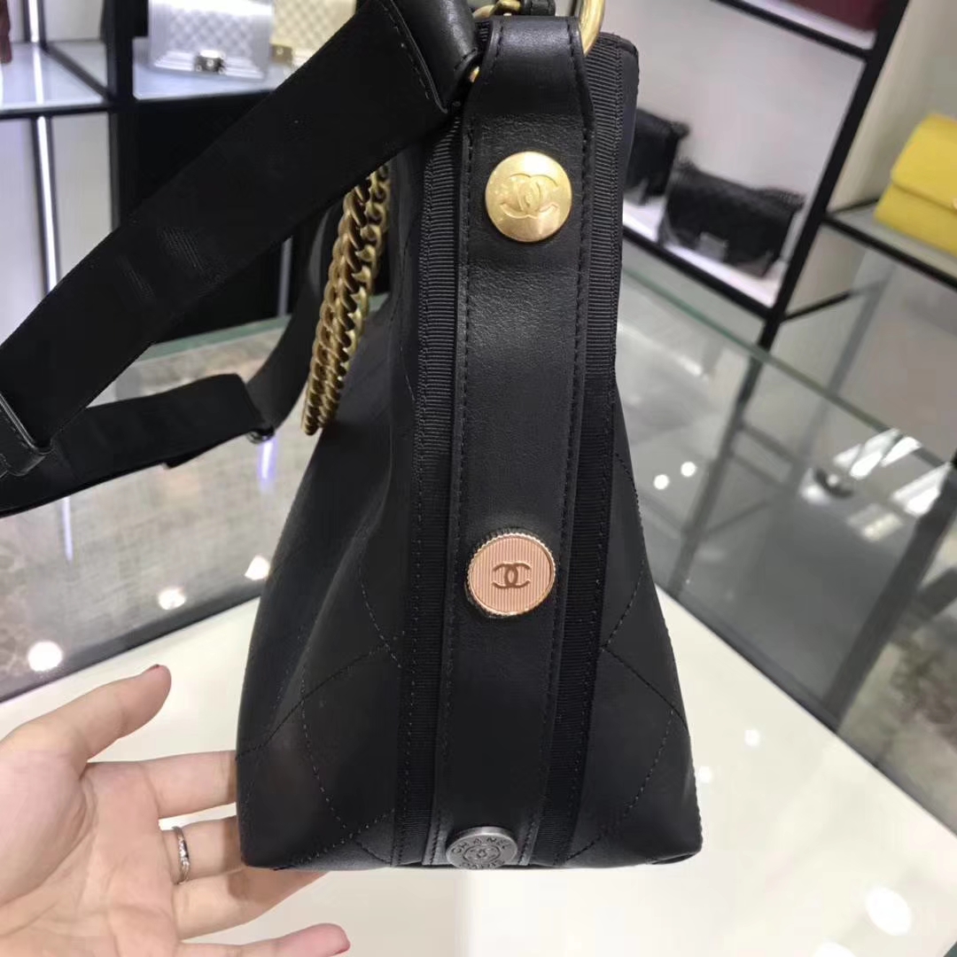 香奈儿 Chanel 嬉皮包 18秋冬 意大利定制级进口小牛皮 专柜同步 古金五金 顶级原单