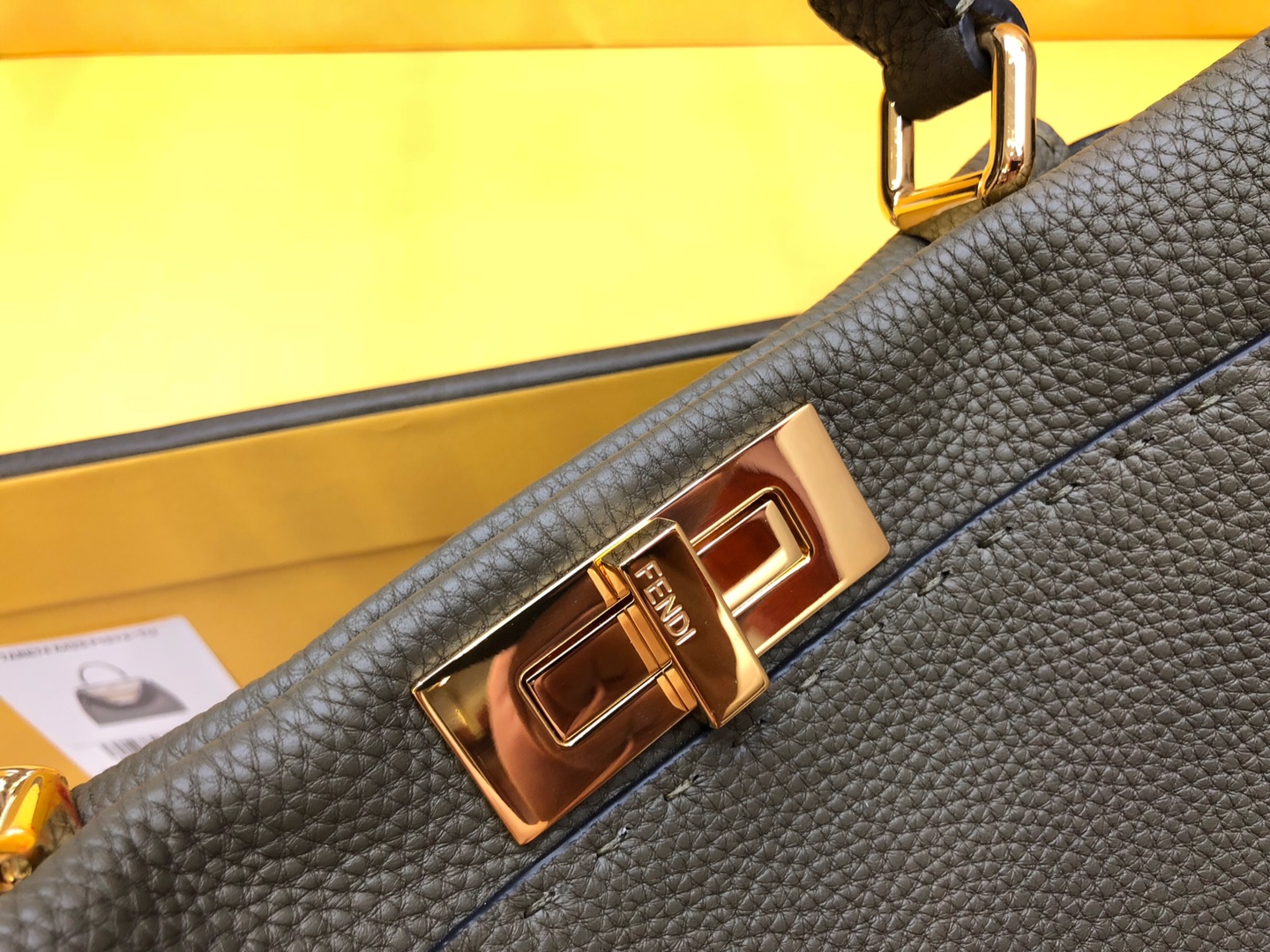 Fendi 芬迪 peekaboo 全钢五金 24k真空电镀 进口小牛皮 配套独家原包装 墨绿色 8812