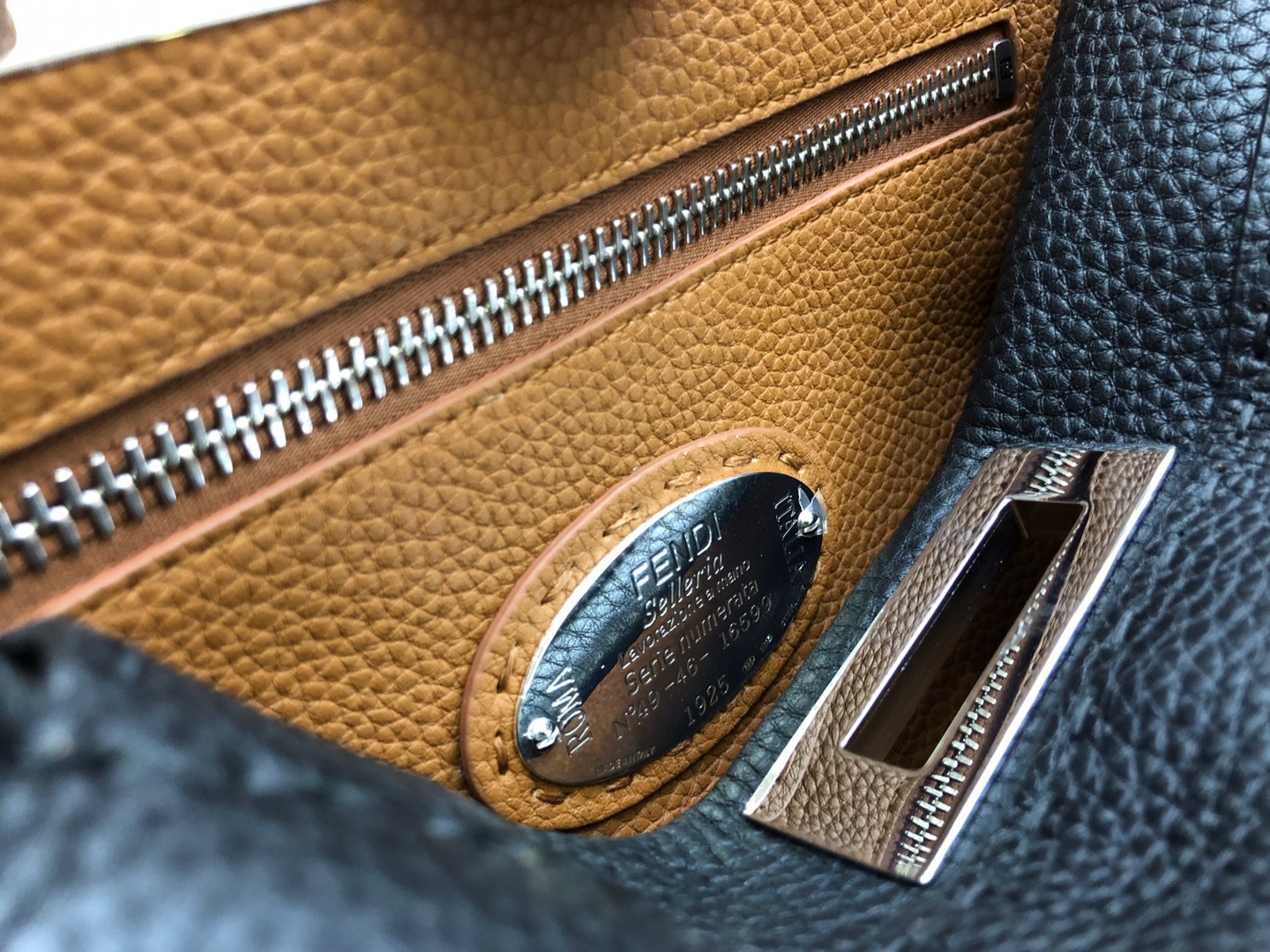 FENDI peekaboo 全钢五金 黑色 8812 进口小牛皮 意大利riri原厂拉链 进口腊线