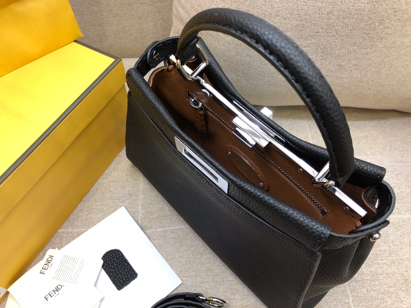 FENDI peekaboo 全钢五金 黑色 8812 进口小牛皮 意大利riri原厂拉链 进口腊线