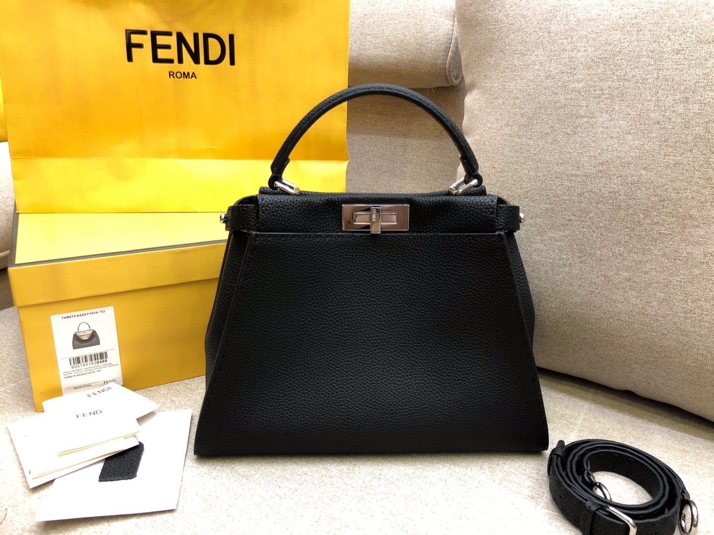 FENDI peekaboo 全钢五金 黑色 8812 进口小牛皮 意大利riri原厂拉链 进口腊线