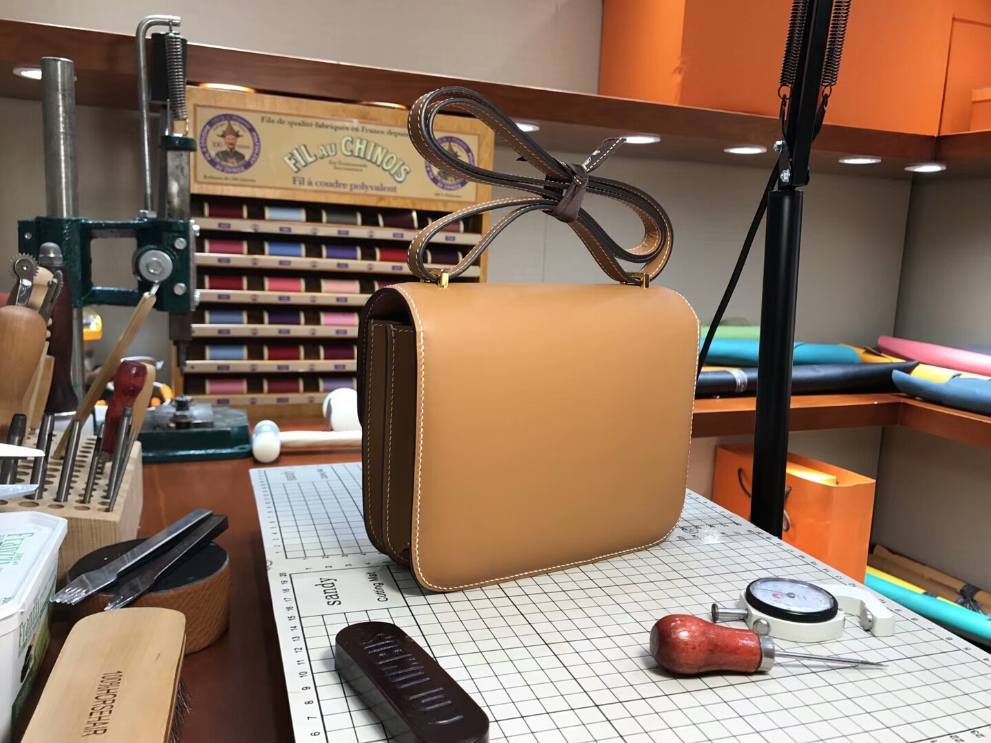 HERMES 爱马仕 空姐包 Constance ck24 奶茶色 太妃糖色 tabac camel 金扣