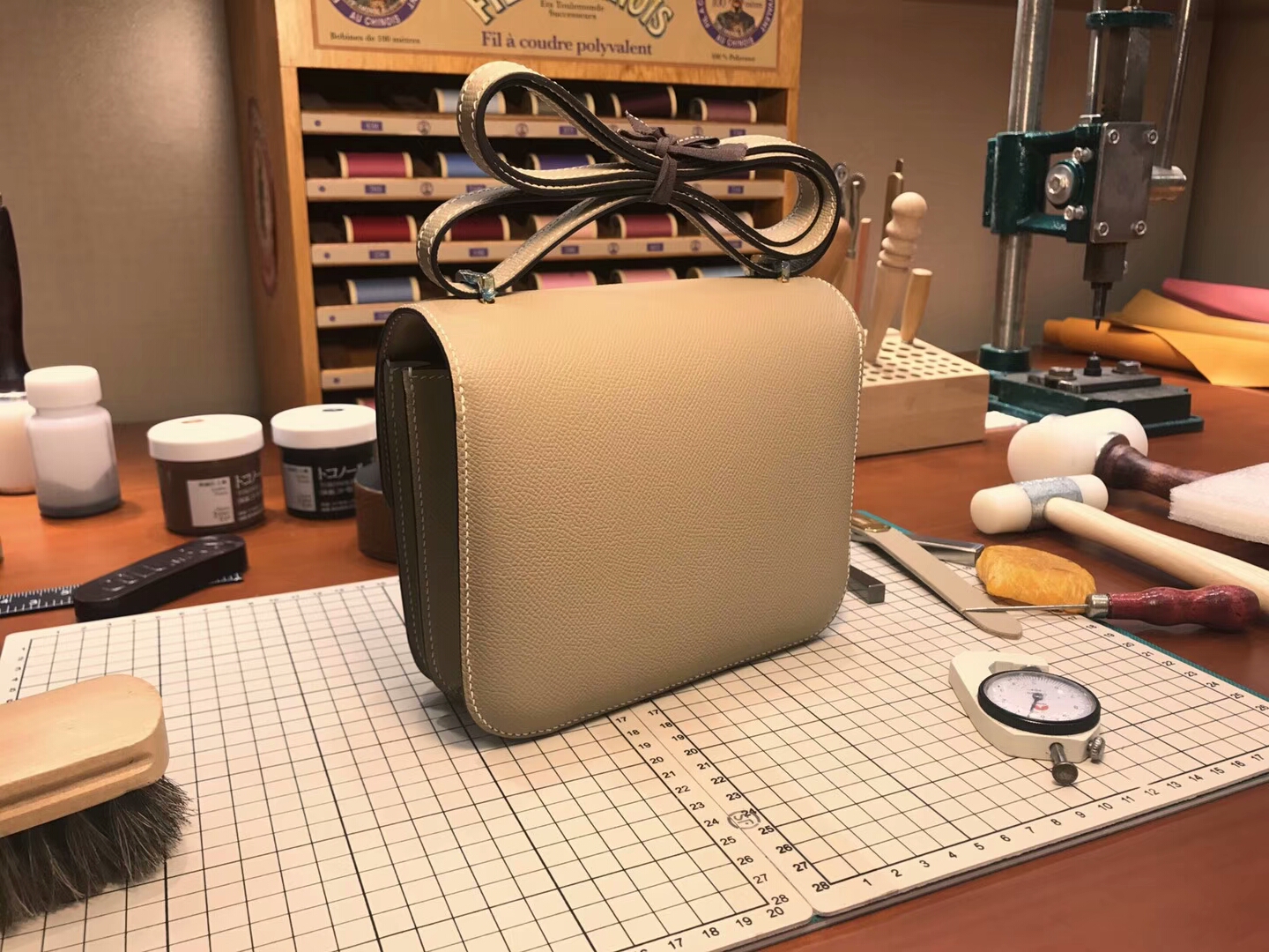 HERMES 爱马仕 空姐包 Constance  s2 风衣灰 trench 金扣