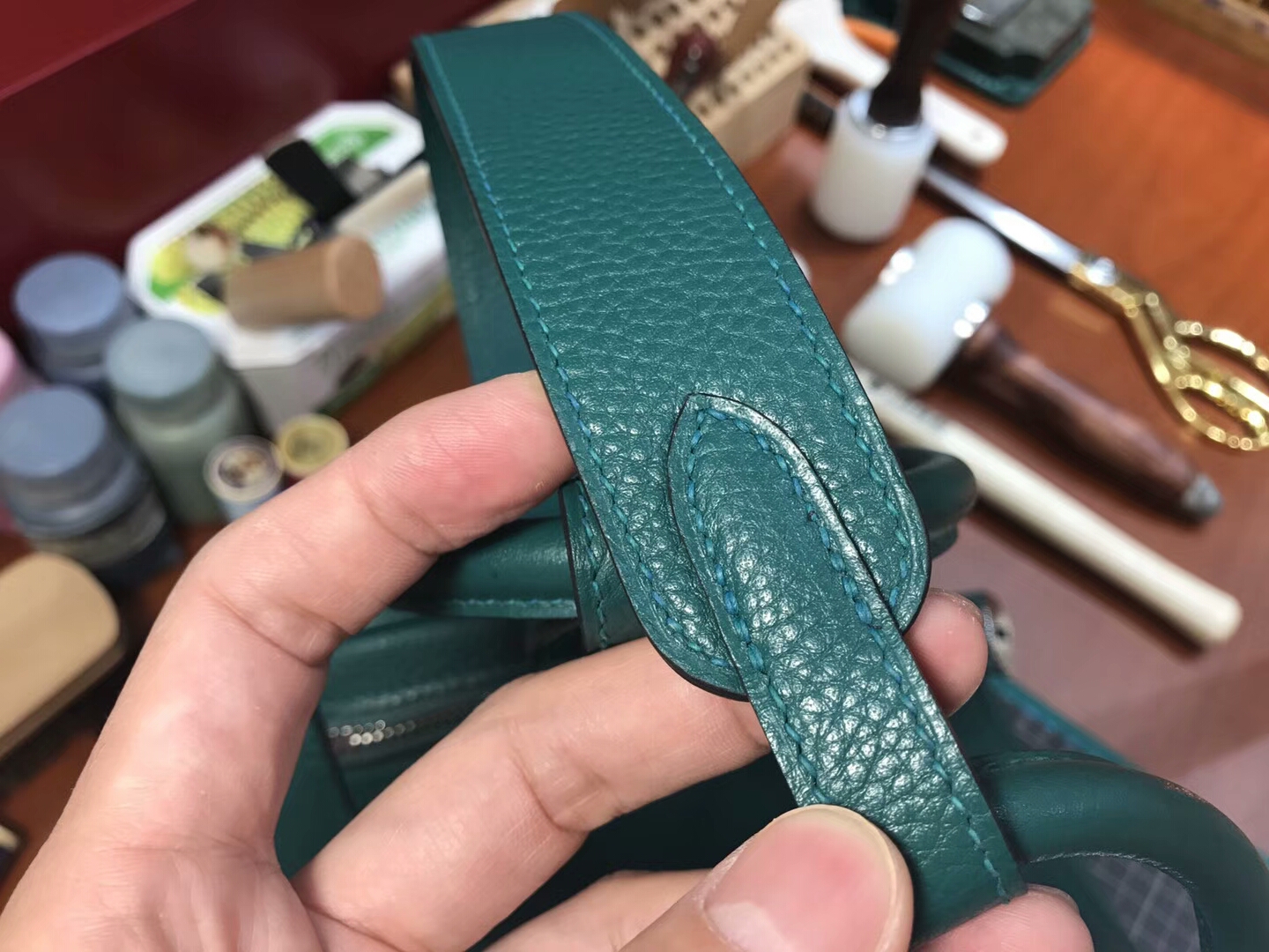 Z6孔雀绿 Malachite 爱马仕 HERMES Lindy 26/30cm 银扣 配全套专柜原版包装