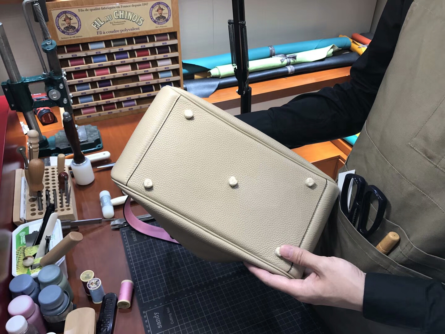 爱马仕 HERMES Lindy 26/30cm s2 风衣灰 trench 银扣