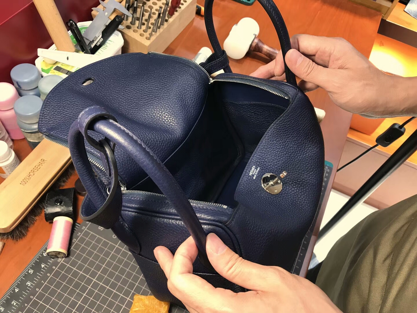 爱马仕 HERMES Lindy 26/30cm 宝石蓝 ck73 blue saphir 银扣 配全套专柜原版包装