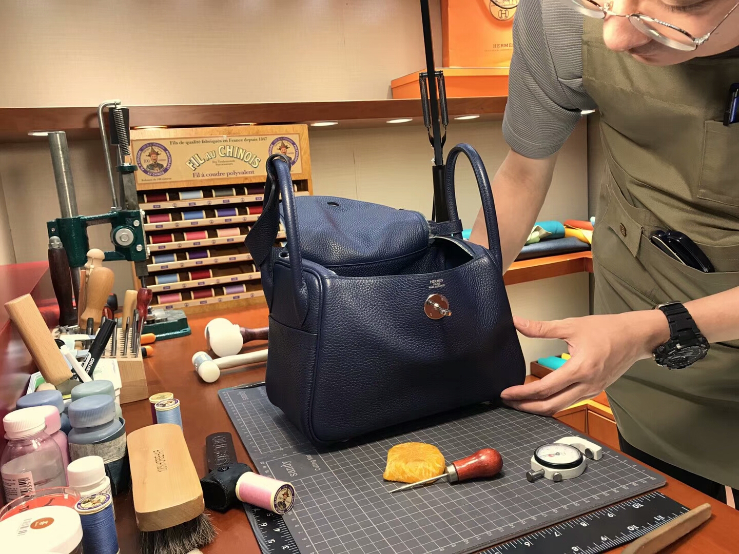 爱马仕 HERMES Lindy 26/30cm 宝石蓝 ck73 blue saphir 银扣 配全套专柜原版包装