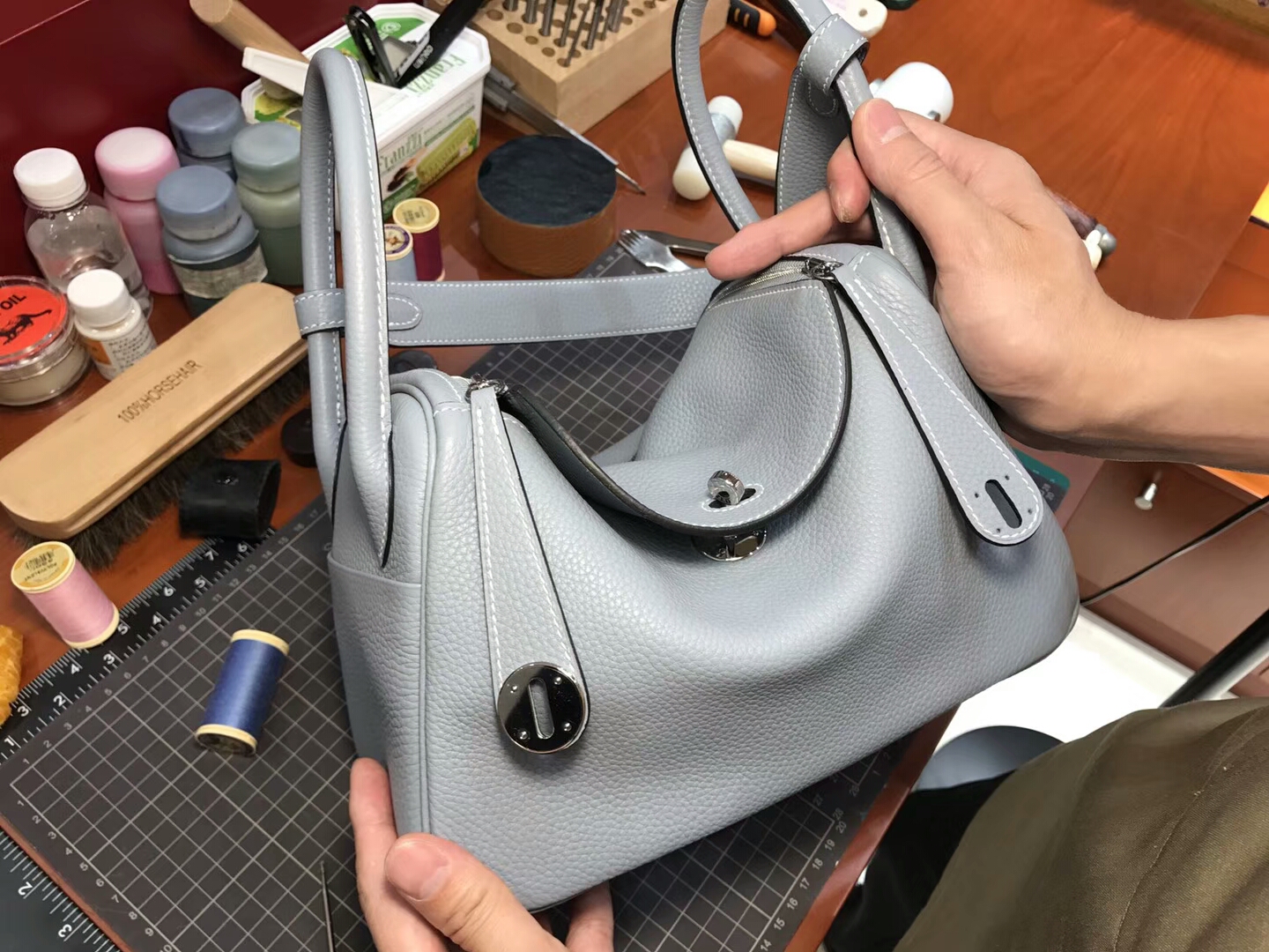 亚麻蓝 blue lin J7 爱马仕 HERMES Lindy 26/30cm 银扣 配全套专柜原版包装