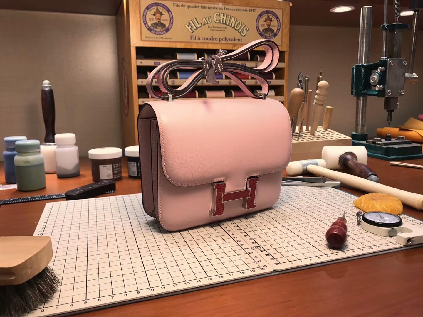 Rose Sakura 水粉色 3Q HERMES 爱马仕 空姐包 Constance 蜥蜴皮扣
