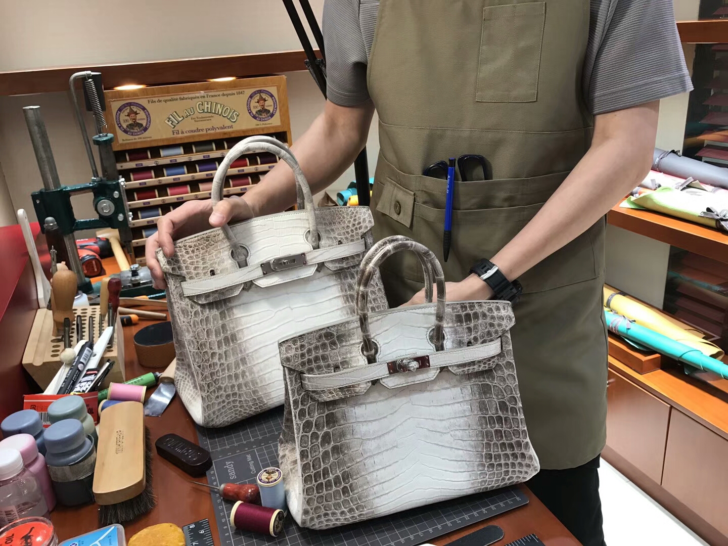 爱马仕 HERMES 铂金包 Birkin 25cm 配全套专柜原版包装 全球发售 鳄鱼喜马拉雅