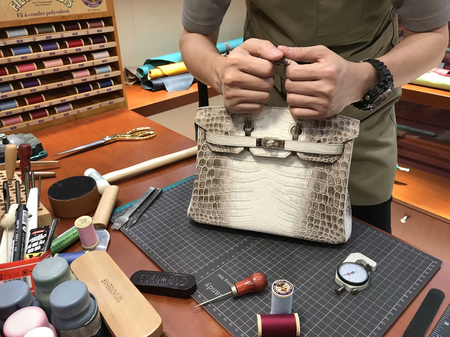 爱马仕 HERMES 铂金包 Birkin 25cm 配全套专柜原版包装 全球发售 鳄鱼喜马拉雅