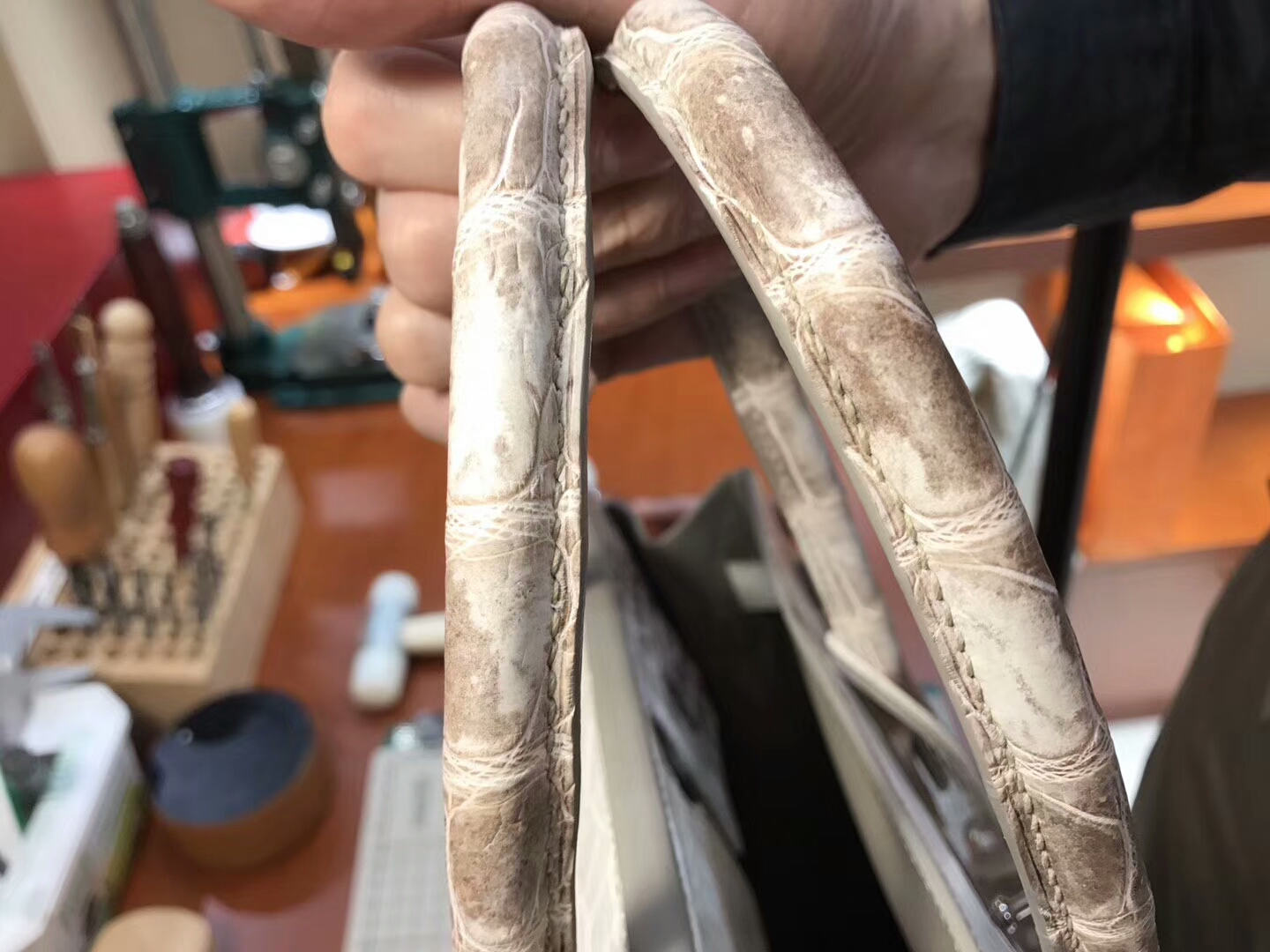 爱马仕 HERMES 铂金包 Birkin 25cm 配全套专柜原版包装 全球发售 鳄鱼喜马拉雅