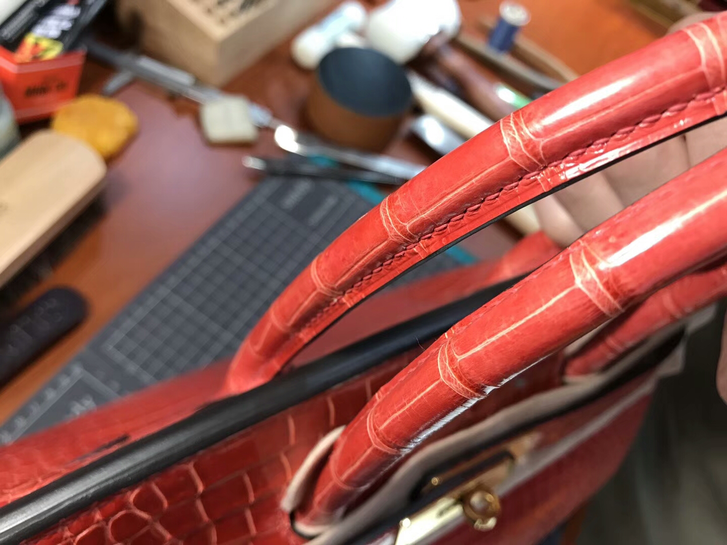 爱马仕 HERMES 铂金包 Birkin 25cm 配全套专柜原版包装 全球发售 鳄鱼 5K 艳橙色 蜜橘色 橘红色 Tangerine Orange
