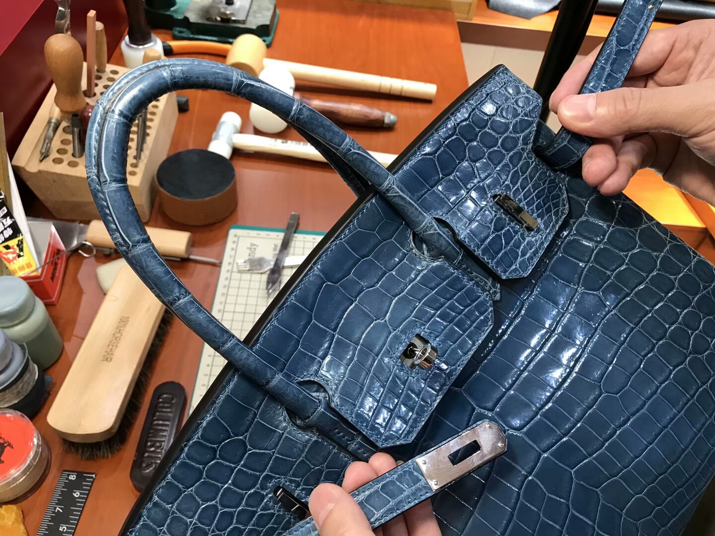 N7 风暴蓝 Blue Tempete 爱马仕 HERMES 铂金包 Birkin 25cm 配全套专柜原版包装 全球发售 鳄鱼