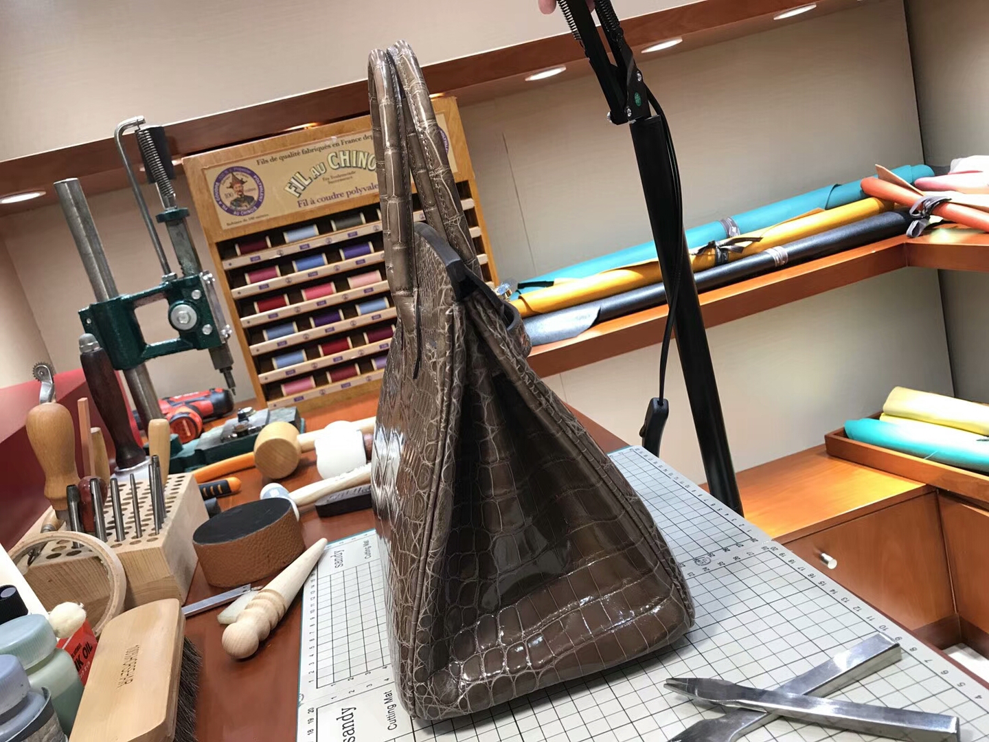 爱马仕 HERMES 铂金包 Birkin 25cm 配全套专柜原版包装 全球发售 鳄鱼 深啡色