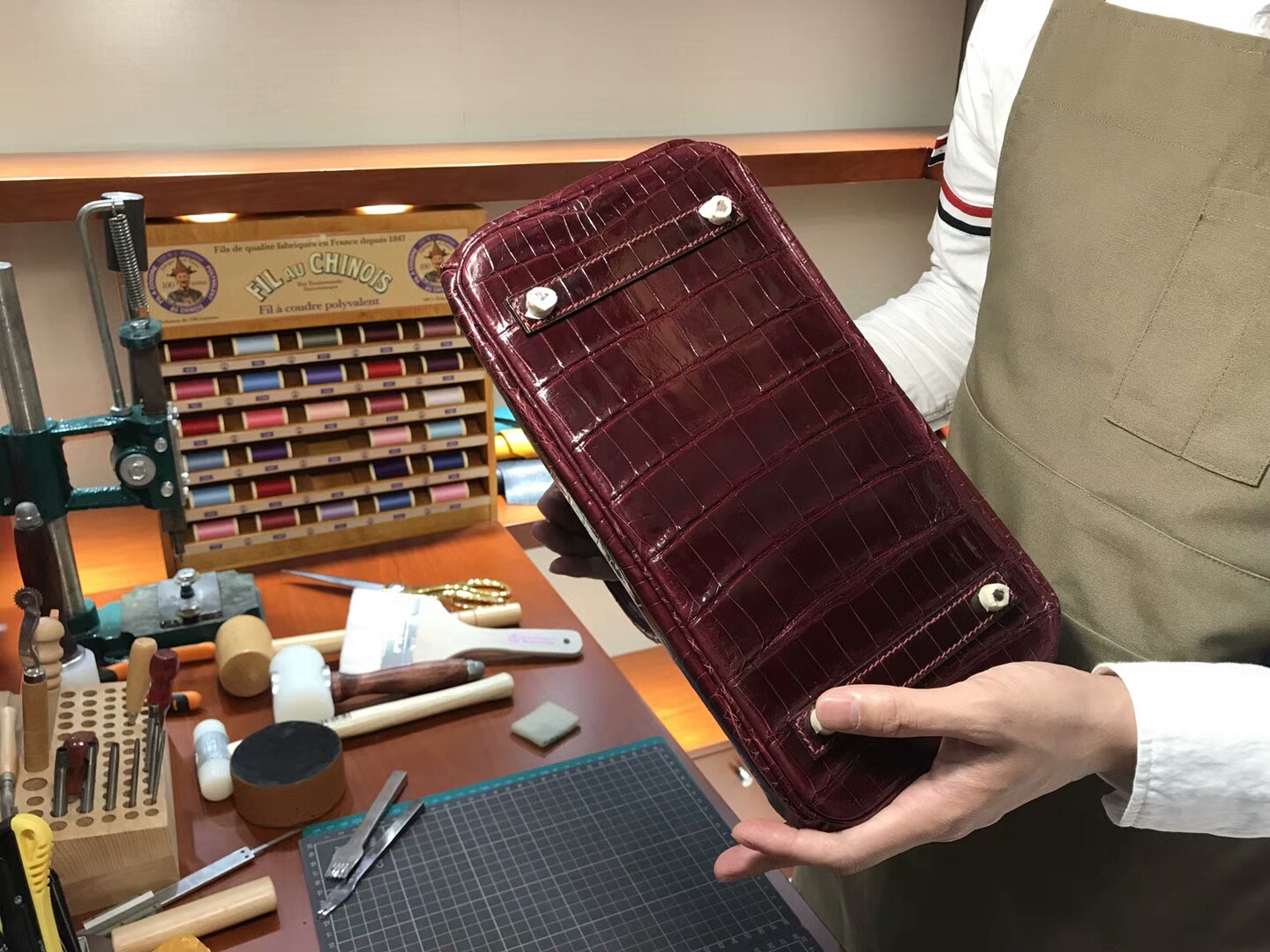 爱马仕 HERMES 铂金包 Birkin 25cm 配全套专柜原版包装 全球发售 鳄鱼 CK57 波尔多酒红 Bordeaux 