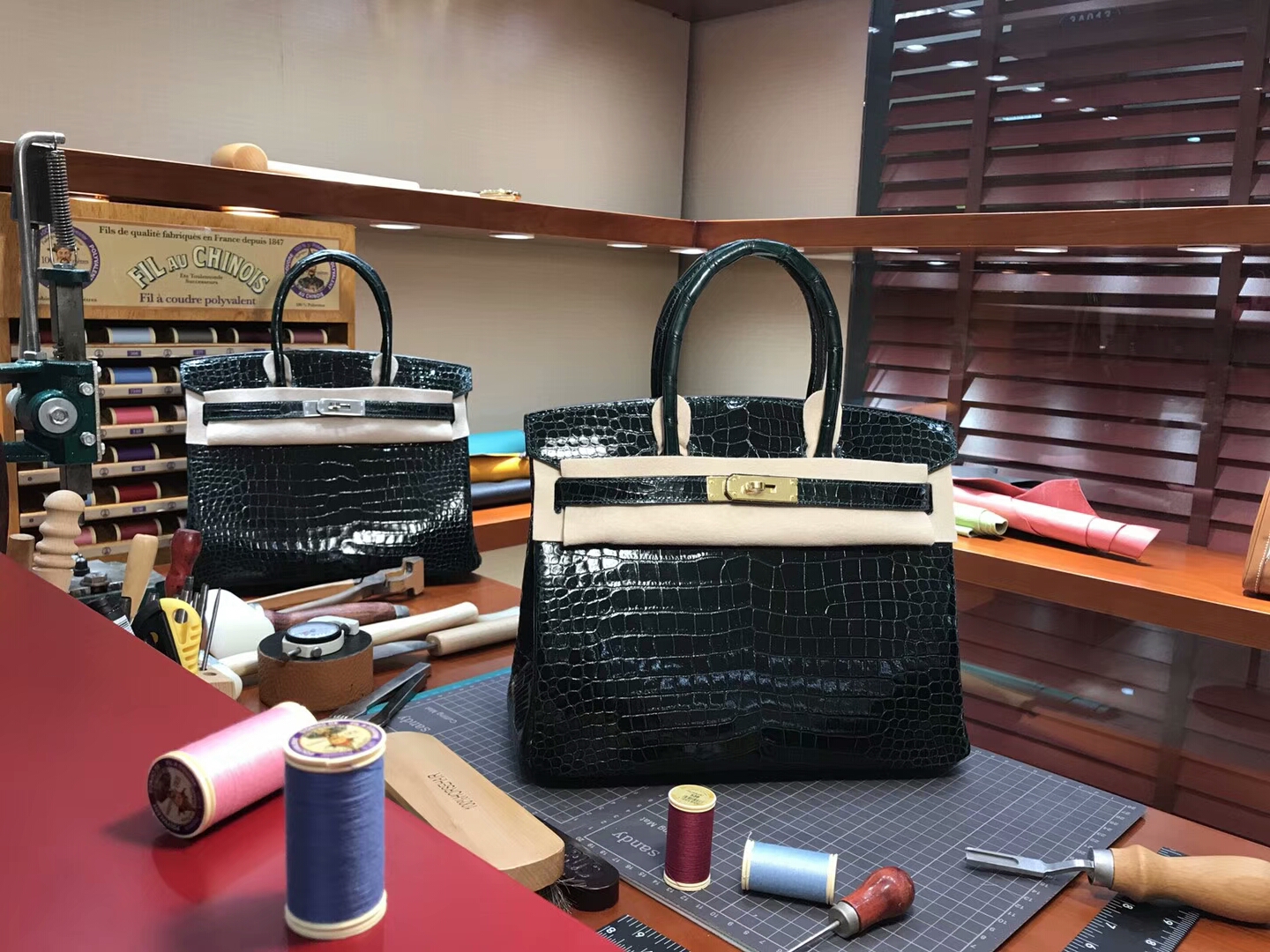 爱马仕 HERMES 铂金包 Birkin 25cm 配全套专柜原版包装 全球发售 鳄鱼 CK67祖母绿