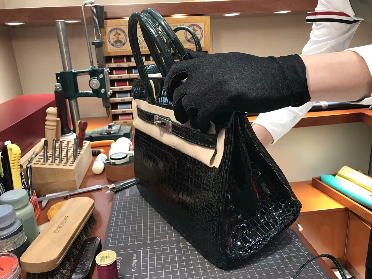 爱马仕 HERMES 铂金包 Birkin 25cm 配全套专柜原版包装 全球发售 鳄鱼 CK67祖母绿