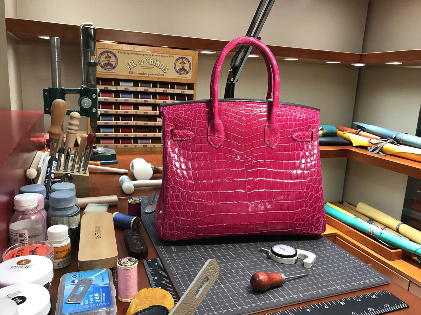 爱马仕 HERMES 铂金包 Birkin 25cm 配全套专柜原版包装 全球发售 鳄鱼 J5 天方夜谭粉紫 Scheherazade