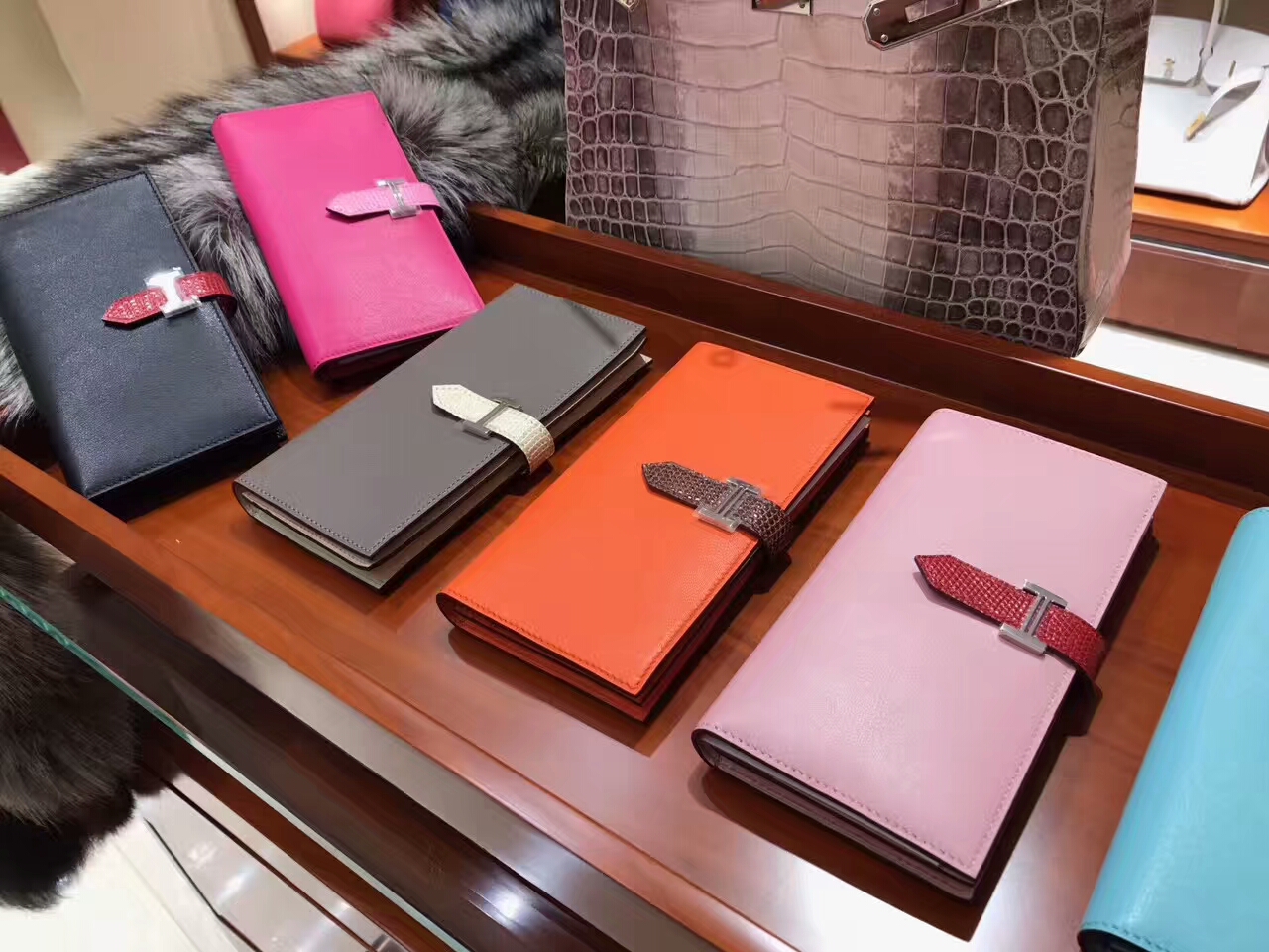 HERMES 爱马仕Bearn Swift 长款H扣钱包 配全套专柜原版包装
