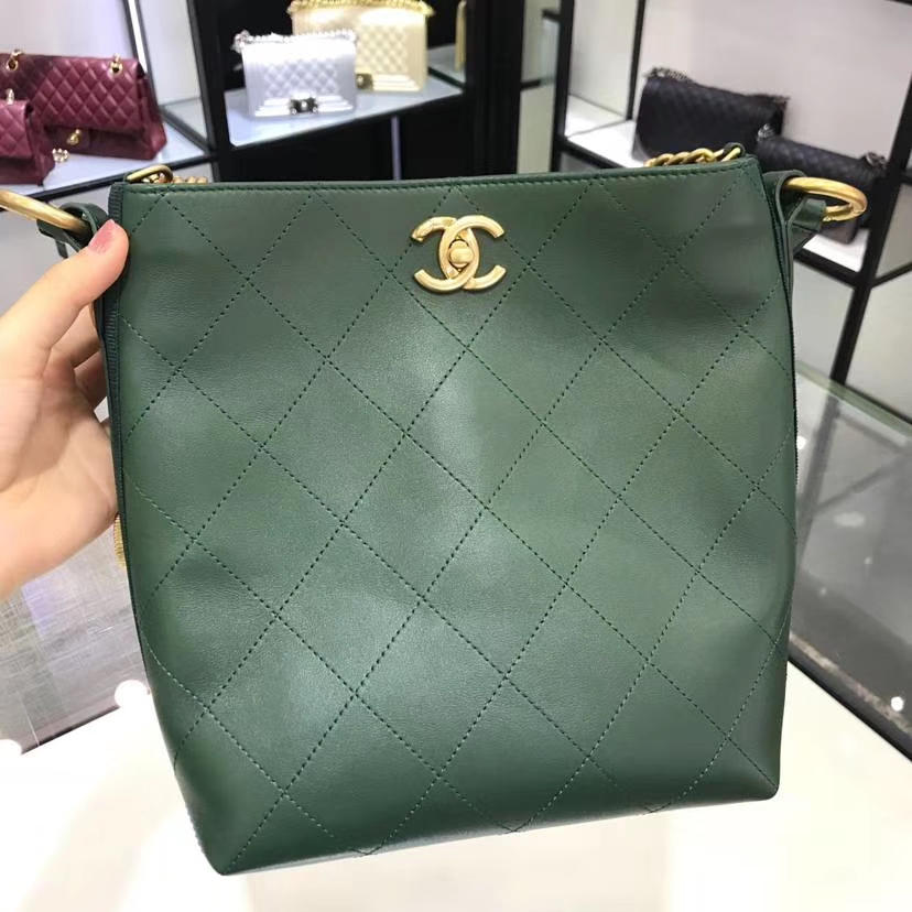 香奈儿 Chanel 嬉皮包 18秋冬小牛皮 古金金属扣 专柜同步 意大利定制级进口小牛皮 绿色
