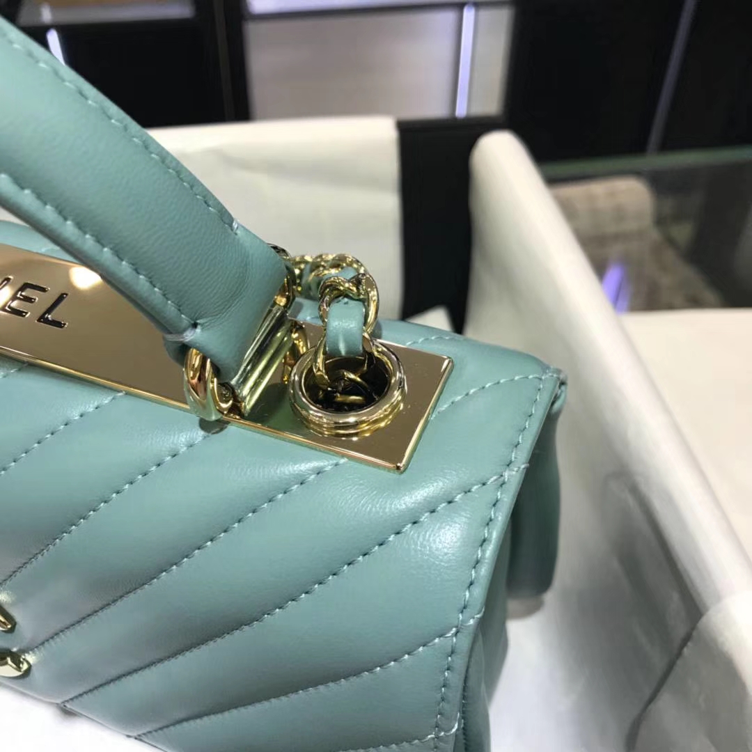 Chanel 香奈儿 Trendy CC 大V 小羊皮 薄荷绿 25cm 香槟金 现货