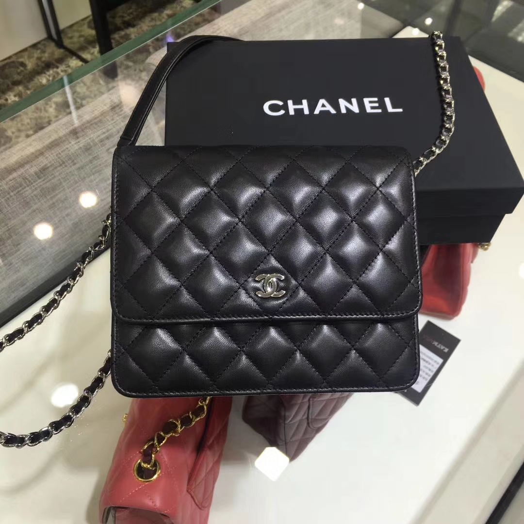 Chanel 香奈儿 WOC mini  进口小羊皮 黑色银扣 有少量现货