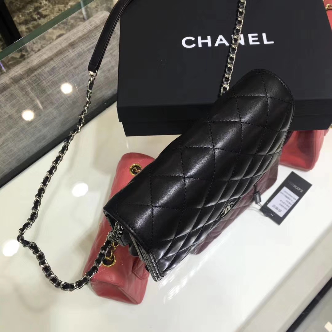 Chanel 香奈儿 WOC mini  进口小羊皮 黑色银扣 有少量现货