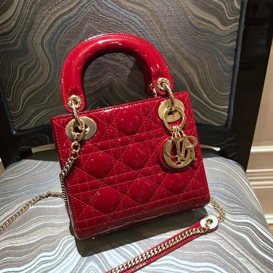 Dior 迪奥 戴妃包 Lady Dior 小号17cm漆皮 酒红色 金扣
