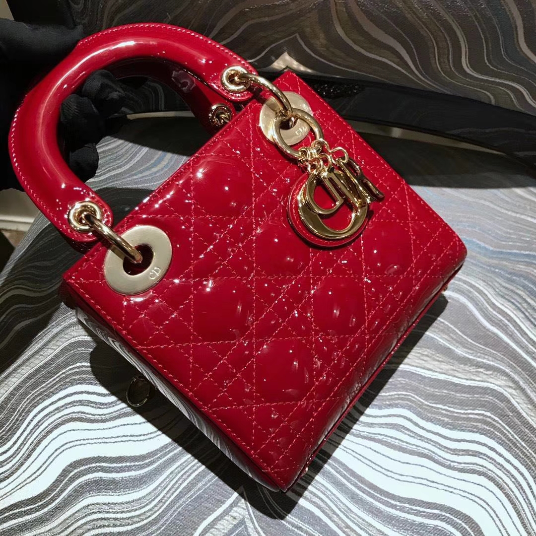 Dior 迪奥 戴妃包 Lady Dior 小号17cm漆皮 酒红色 金扣