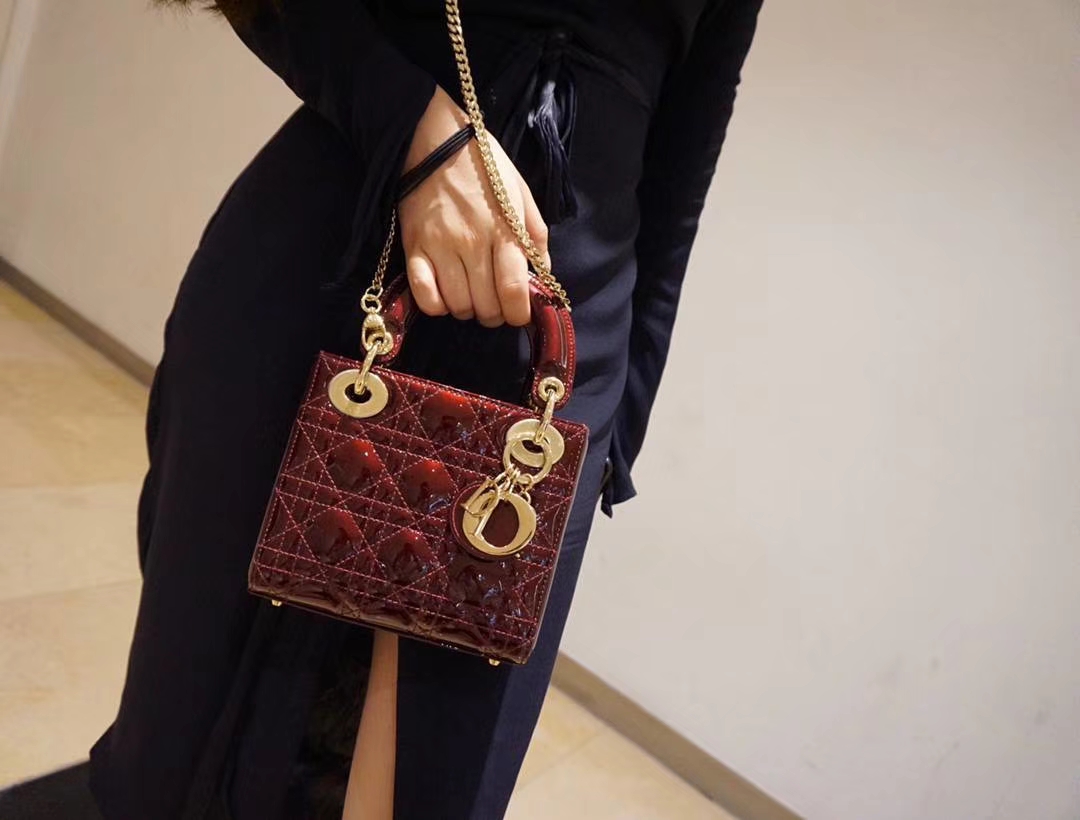 Dior 迪奥 戴妃包 Lady Dior 小号17cm漆皮 车厘子色 金扣