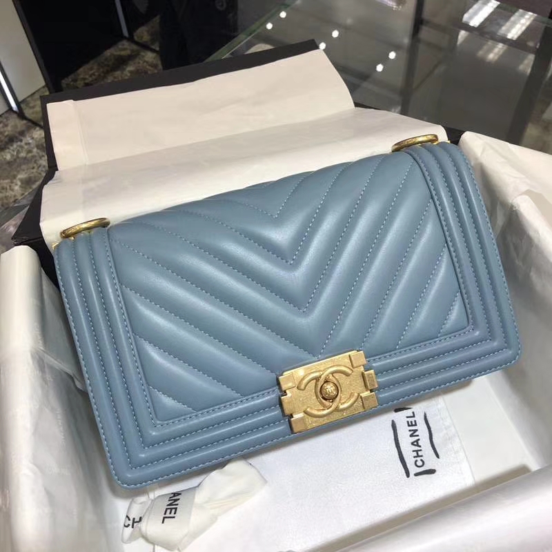 Chanel 香奈儿 Leboy Bag 大Vv款 小羊皮 雾霾蓝 25cm 亚金扣