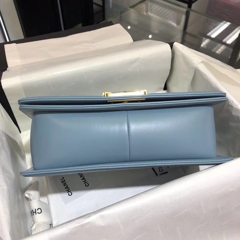 Chanel 香奈儿 Leboy Bag 大Vv款 小羊皮 雾霾蓝 25cm 亚金扣