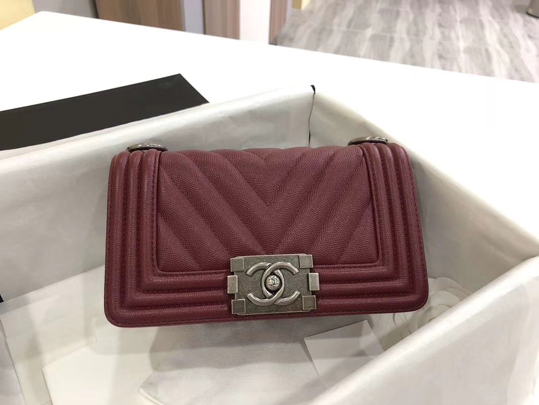 Chanel 香奈儿 Leboy Bag 大Vv款 小鱼子酱 枣红 20cm 古银扣