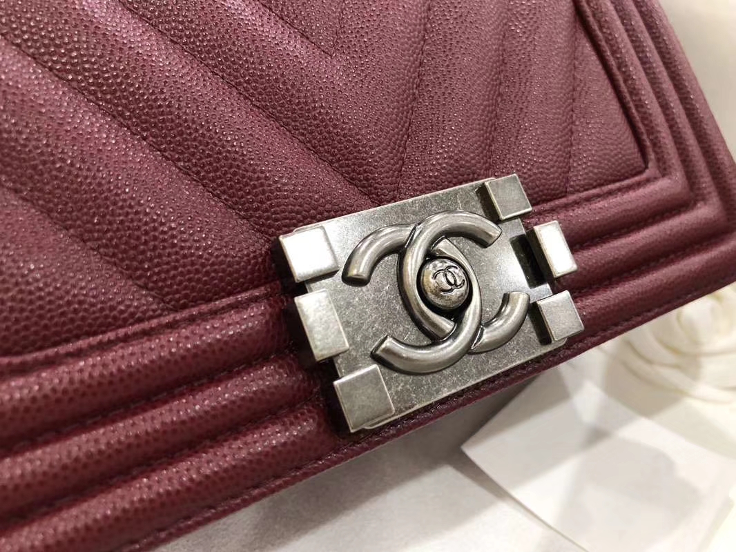 Chanel 香奈儿 Leboy Bag 大Vv款 小鱼子酱 枣红 20cm 古银扣
