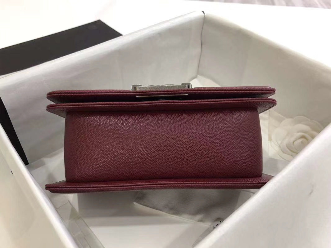 Chanel 香奈儿 Leboy Bag 大Vv款 小鱼子酱 枣红 20cm 古银扣