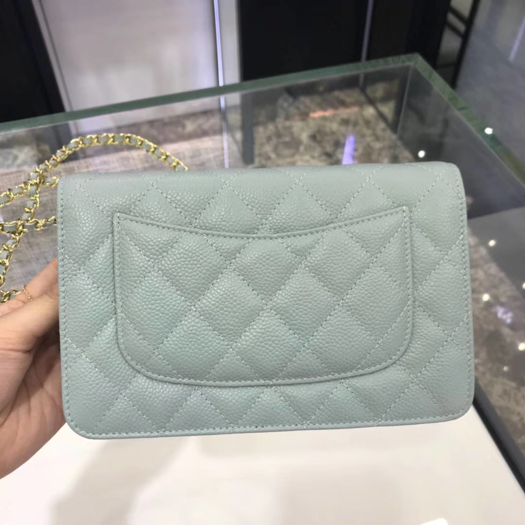 Chanel 香奈儿 WOC 19cm 原厂皮鱼子酱 浅蓝色 金扣