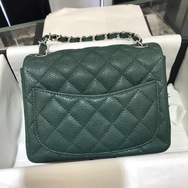 Chanel 香奈儿 Classic Flap  进口鱼子酱 17cm 翡翠绿 银扣