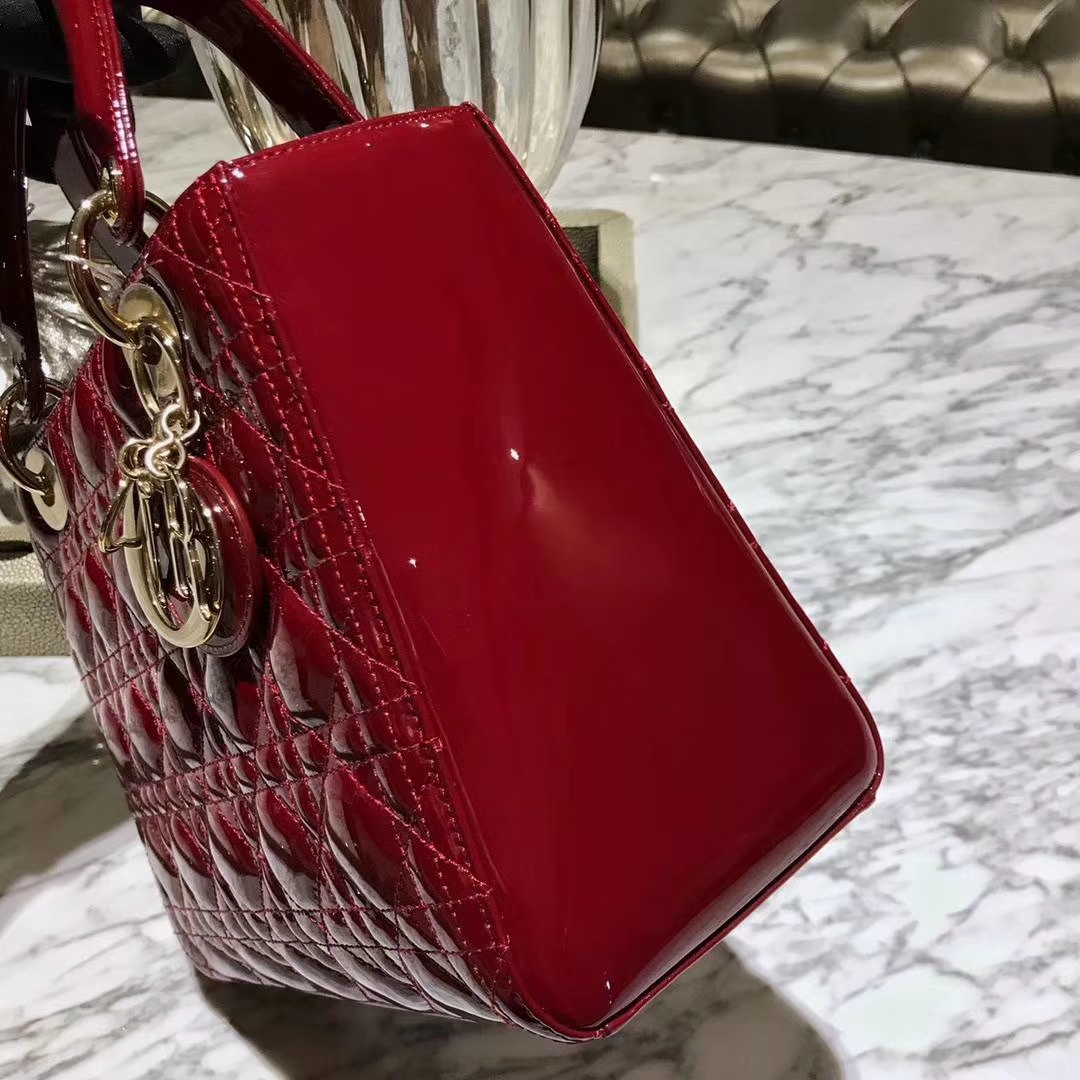 Dior 迪奥 五格漆皮酒红色  戴妃包 Lady Dior 最彰显女性魅力